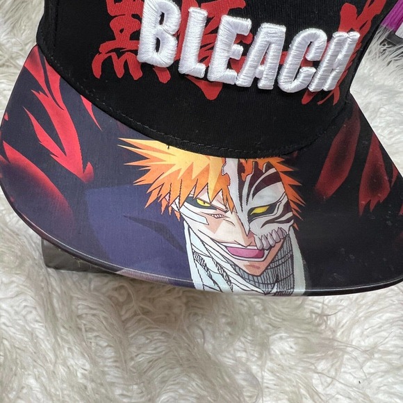 BLEACH ICHIGO KUROSAKI HOLLOW VIZARD HOLOGRAPHIC SNAPBACK HAT - Picture 4 of 7